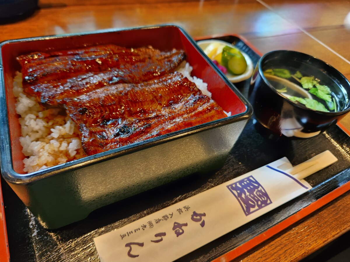 かねりん鰻店】うなぎ一筋73年。継ぎ足しで守ってきた秘伝のタレと 