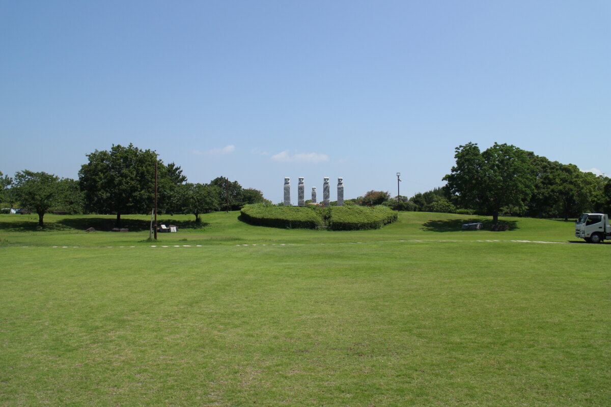 浜松】愛犬と石人の星公園でお散歩！広大な芝生でピクニックも | 浜松 